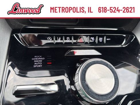 Used 2024 Jeep Wagoneer Series II AWD/4WD image 26