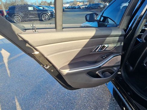 Used 2021 BMW M3 Competition w/ Executive Package RWD image 19