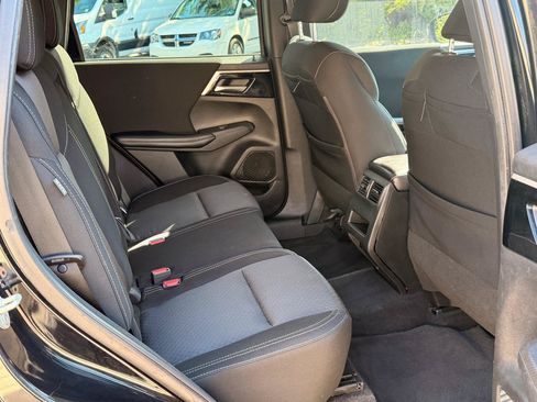 Used 2022 Mitsubishi Outlander ES AWD/4WD image 25