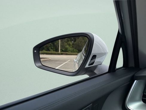New 2026 Volkswagen Tiguan SE AWD/4WD image 11