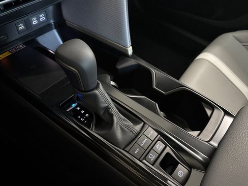 New 2026 Toyota Camry SE image 24