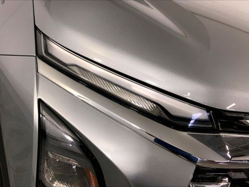 Used 2025 Chevrolet Equinox LT image 26