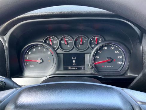 Used 2022 Chevrolet Silverado 2500 Custom w/ Custom Convenience Package image 25