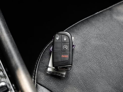 Used 2023 Jeep Compass Limited AWD/4WD image 74