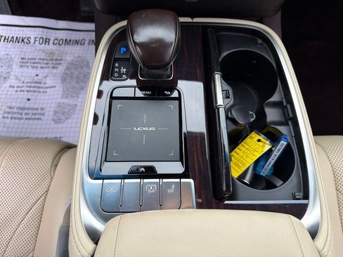 Used 2019 Lexus LS 500 w/ Interior Upgrade Package RWD image 36