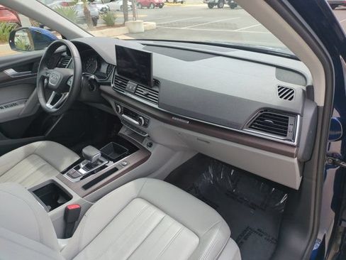 Used 2021 Audi Q5 2.0T Premium w/ Convenience Package AWD/4WD image 32