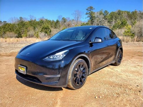 Used 2020 Tesla Model Y Long Range AWD/4WD image 11