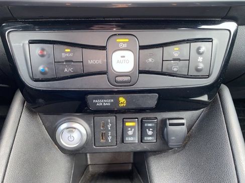Used 2025 Nissan Leaf SV Plus image 14