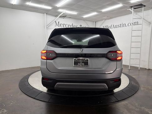 Used 2024 Honda Pilot EX-L image 6