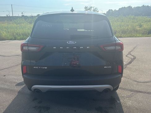 Used 2025 Ford Escape Active AWD/4WD image 4