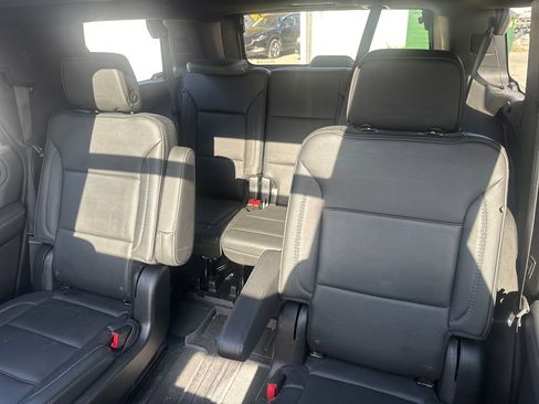 Used 2022 GMC Yukon Denali w/ Denali Premium Package image 59