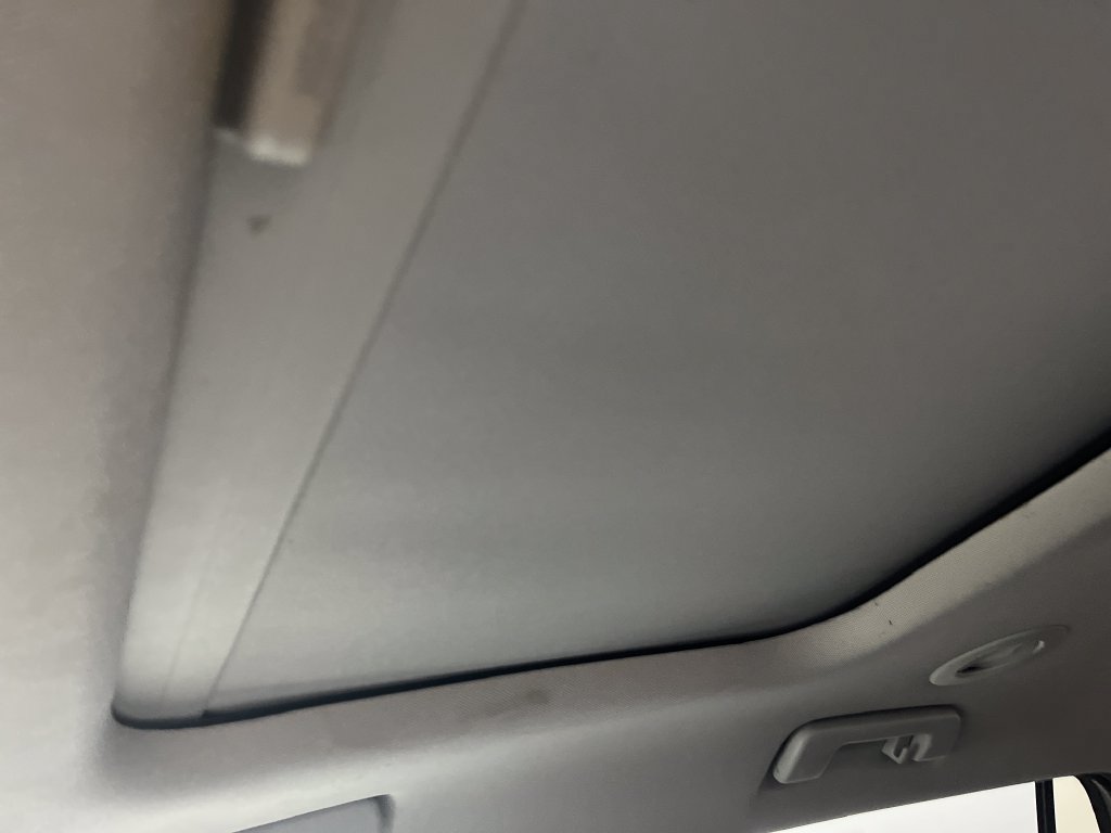 Used 2022 GMC Acadia SLT w/ Preferred Package FWD image 23