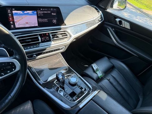 Used 2020 BMW X7 M50i w/ Executive Package AWD/4WD image 34