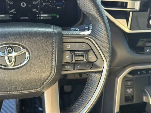 Used 2025 Toyota Sequoia SR5 AWD/4WD image 17