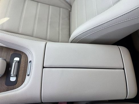 Used 2024 Mercedes-Benz GLE 580 4MATIC image 24