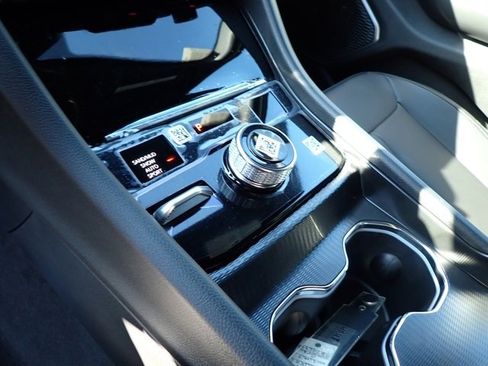 New 2025 Jeep Grand Cherokee L Limited image 18