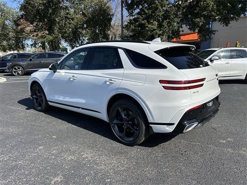 New 2026 Genesis GV70 2.5T Sport Prestige image 10