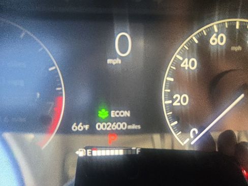 Used 2025 Honda HR-V LX image 24