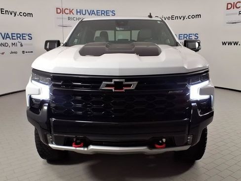 Used 2024 Chevrolet Silverado 1500 ZR2 w/ Technology Package AWD/4WD image 2