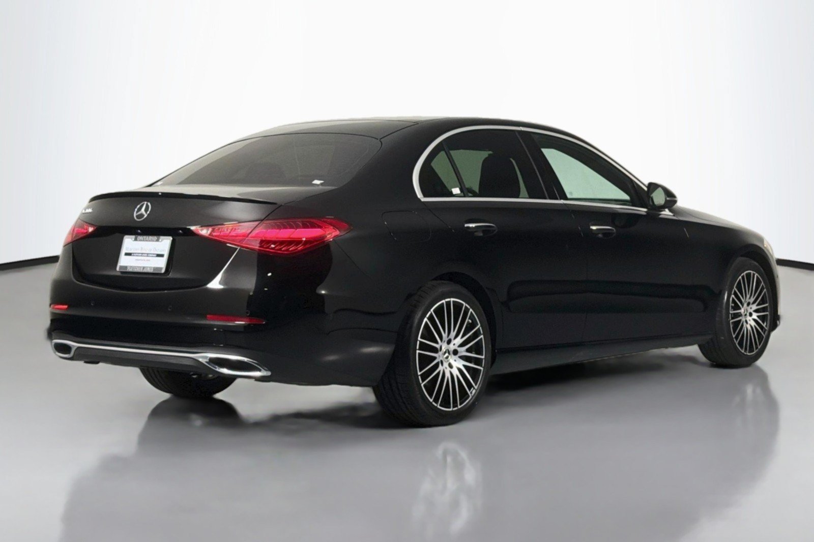 Used 2024 Mercedes-Benz C 300 Sedan image 12
