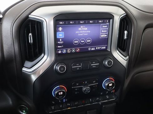 Used 2020 Chevrolet Silverado 2500 LTZ w/ LTZ Plus Package image 32