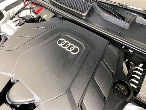 Certified 2025 Audi Q7 3.0T Premium Plus w/ Premium Plus Package AWD/4WD image 31