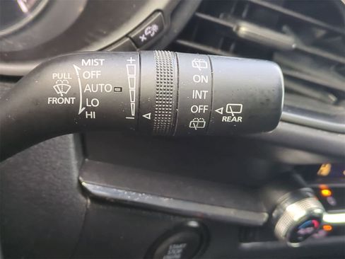 Used 2020 MAZDA CX-30 AWD w/ Preferred Package image 23