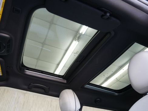 Used 2023 MINI Cooper SE image 23