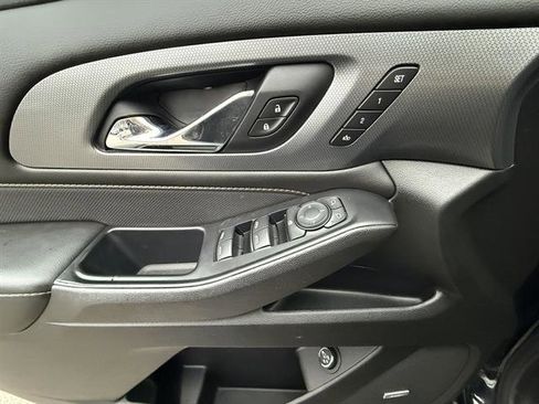 Used 2020 Chevrolet Traverse Premier w/ Redline Edition image 13