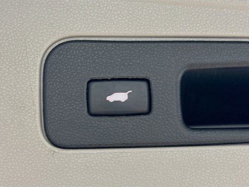 Used 2011 Honda Odyssey EX-L image 40