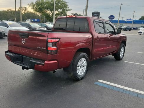 Used 2022 Nissan Frontier SV image 3