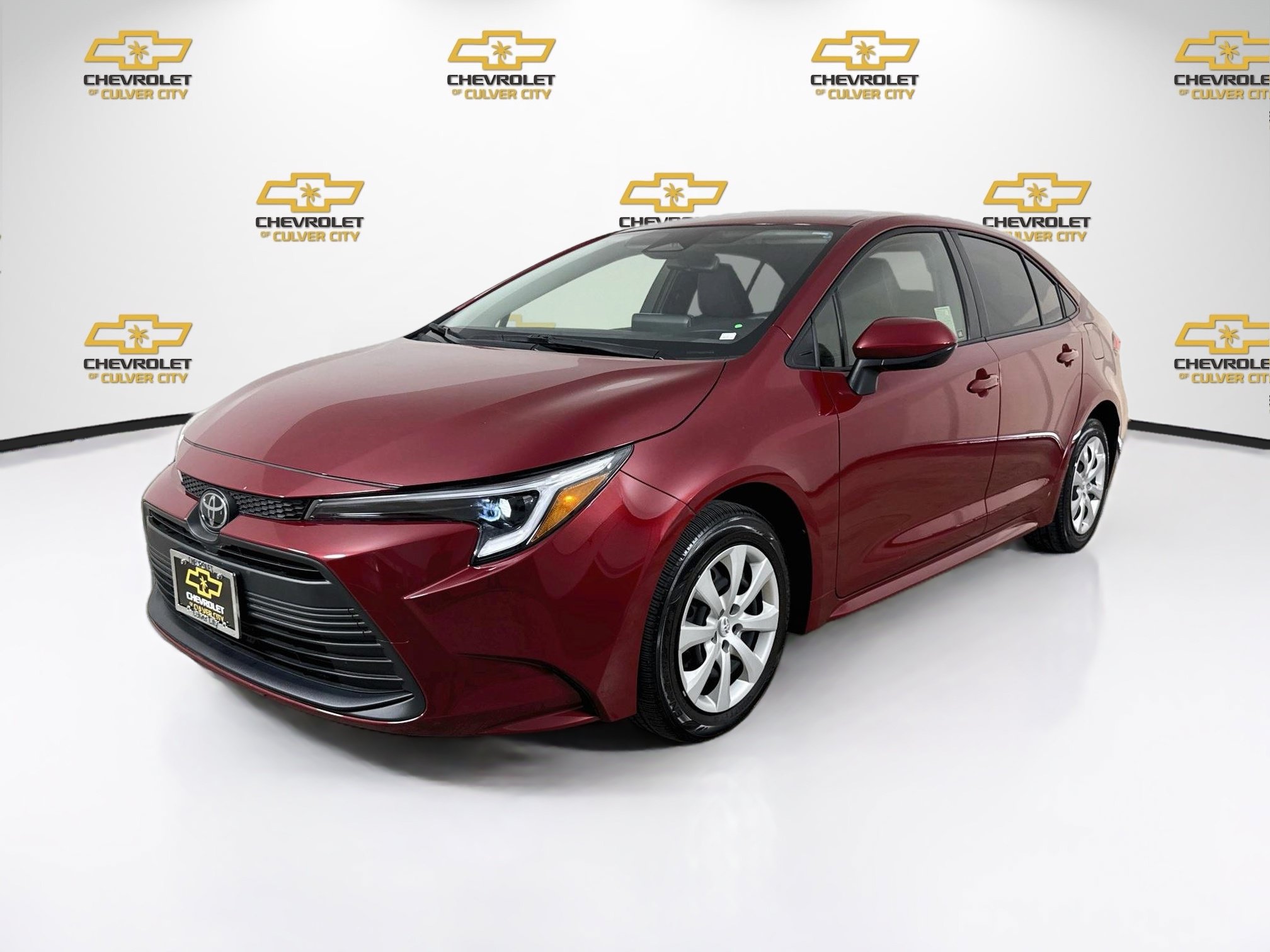 Used 2026 Toyota Corolla LE FWD image 3