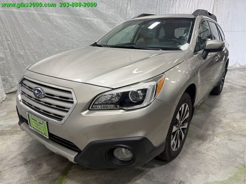 Used 2015 Subaru Outback 2.5i Limited AWD/4WD image 1