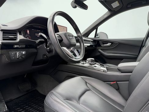 Used 2019 Audi Q7 3.0T Prestige AWD/4WD image 57