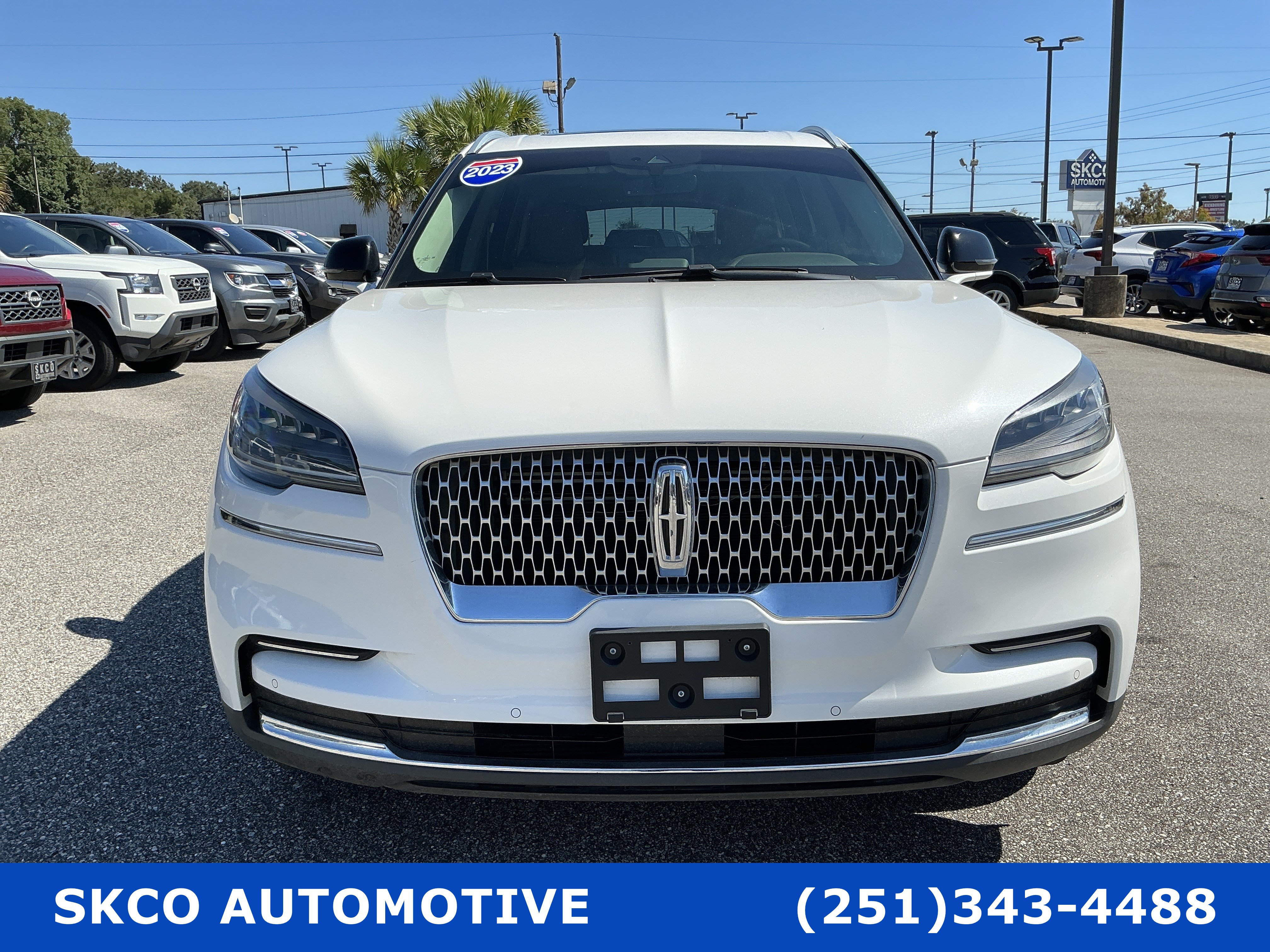Used 2023 Lincoln Aviator 2WD w/ Premium Package image 8