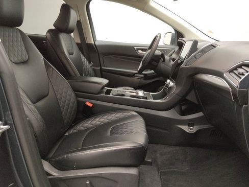 Used 2024 Ford Edge Titanium image 21