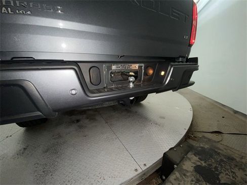 Used 2022 Chevrolet Colorado LT w/ Fleet Safety Package image 28