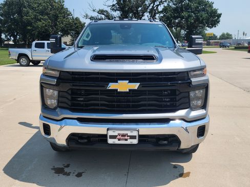 Used 2025 Chevrolet Silverado 3500 W/T w/ WT Convenience Package AWD/4WD image 2