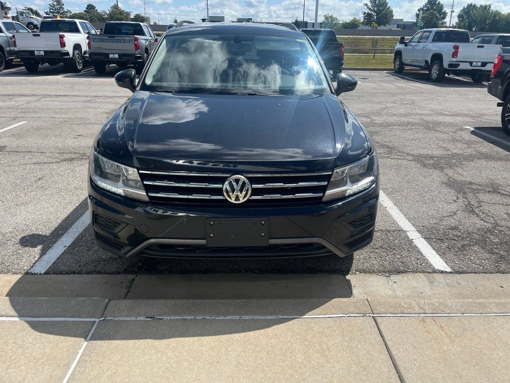 Used 2021 Volkswagen Tiguan SE FWD image 5