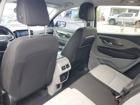 Certified 2022 GMC Terrain SLE w/ Driver Convenience Package image 13