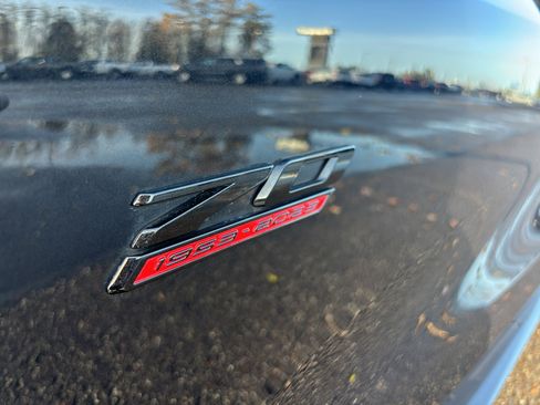 Used 2023 Chevrolet Corvette Stingray Premium Cpe w/ Z51 Performance Package image 28