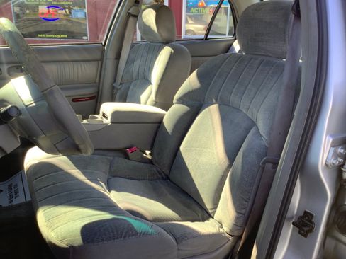 Used 2003 Buick Century Custom FWD image 10