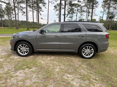 Used 2024 Dodge Durango GT AWD/4WD image 2