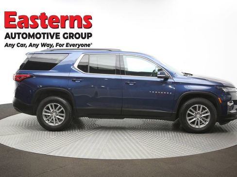 Used 2022 Chevrolet Traverse LT image 46