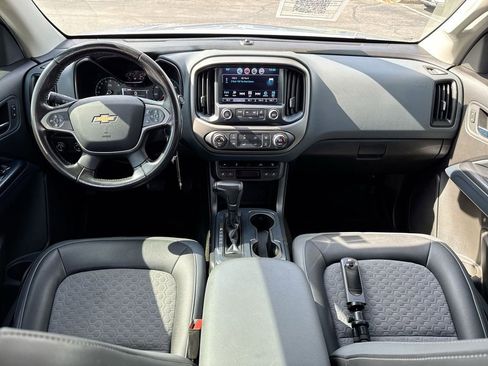 Used 2016 Chevrolet Colorado Z71 AWD/4WD image 10