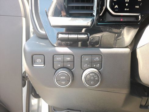 New 2026 Chevrolet Silverado 3500 High Country w/ High Country Premium Package AWD/4WD image 4