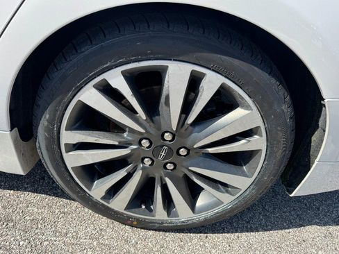 Used 2019 Lincoln MKZ Reserve image 27