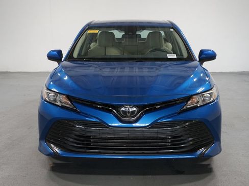 Certified 2020 Toyota Camry LE FWD image 2