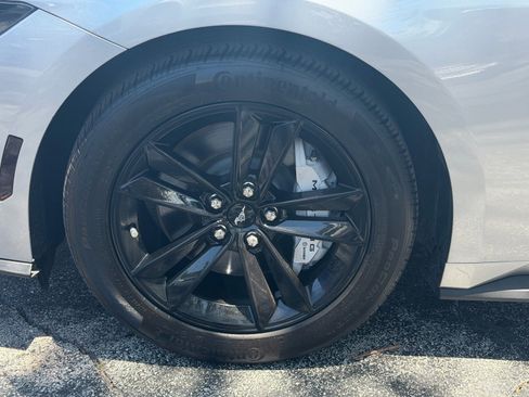 Used 2024 Ford Mustang GT RWD image 14