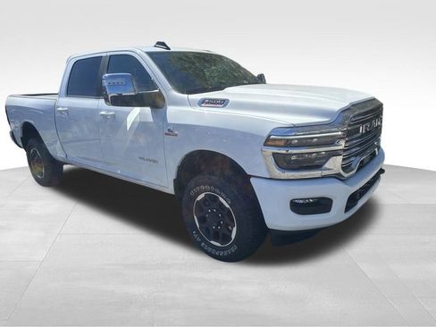 Used 2026 RAM 2500 Laramie AWD/4WD image 29